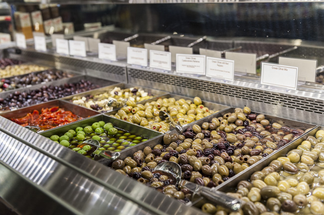 lunds olive bar