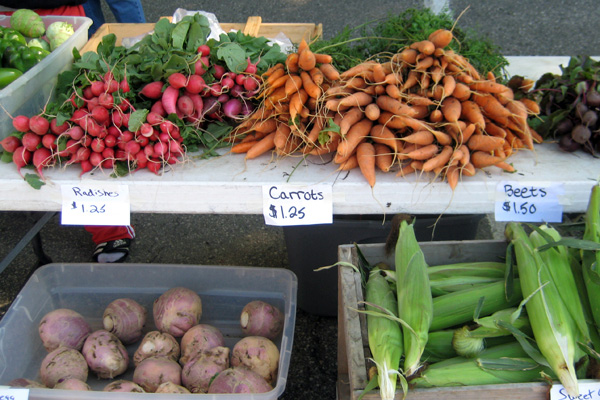 Sturgeon Bay Farmers market veggies, Door County
