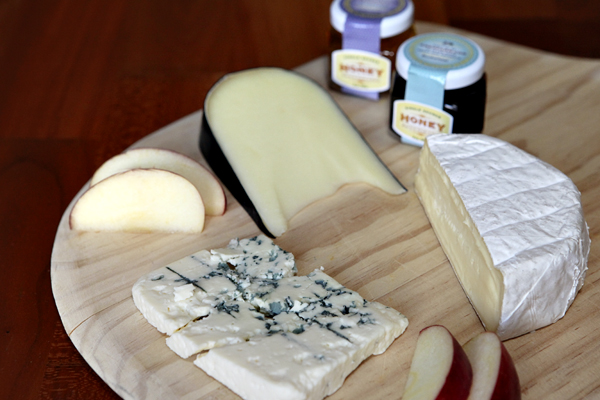 Heavy Table Holiday Gift Guide includes a Minnesota Cheese Plate