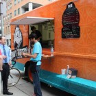 Hot-Indian-Food-Truck-Minneapolis-1